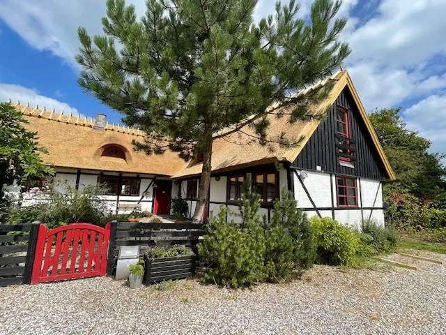 Pure idyllic - close to forest and beach - Image 1