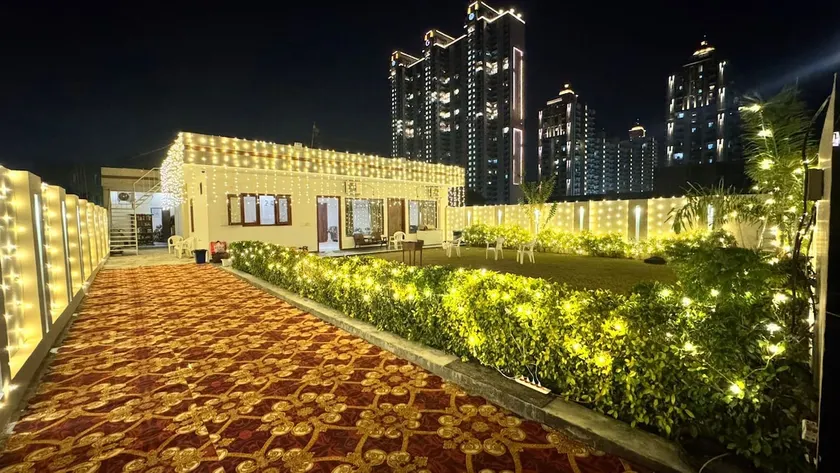 Luxury Private Pool villa, Noida sector 144 - Image 1