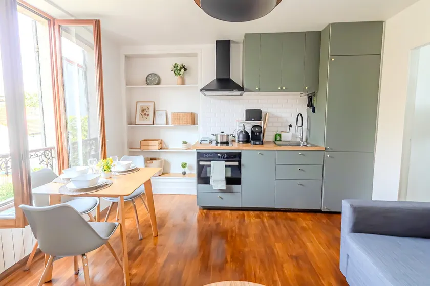 The Bright Cocoon • Near Paris • 3 min from the metro - Image 1