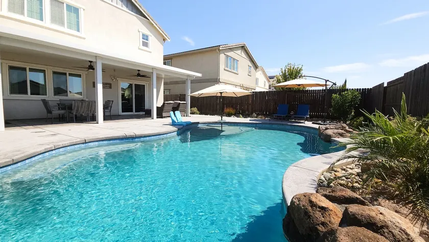 Westpark Roseville - Saltwater Pool + Workspace - Image 1
