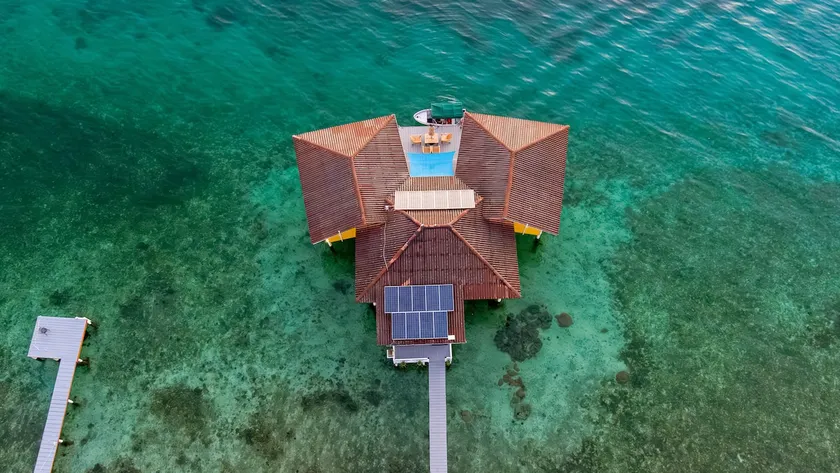 Casa Indigo Paradise over the sea! (Off-Grid) - Image 1