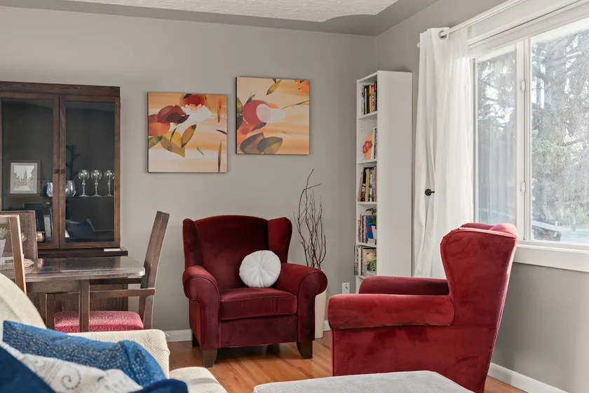 The Ruby Rose | Your Cozy Calgary Stay - Image 1
