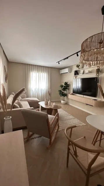 Cozy 1BR & Comfy Living Room 70” - Image 1