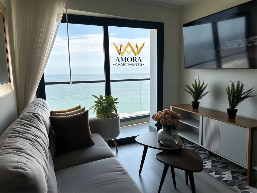 Beachfront 3BR Apartment w/ View 1.205 - Image 1