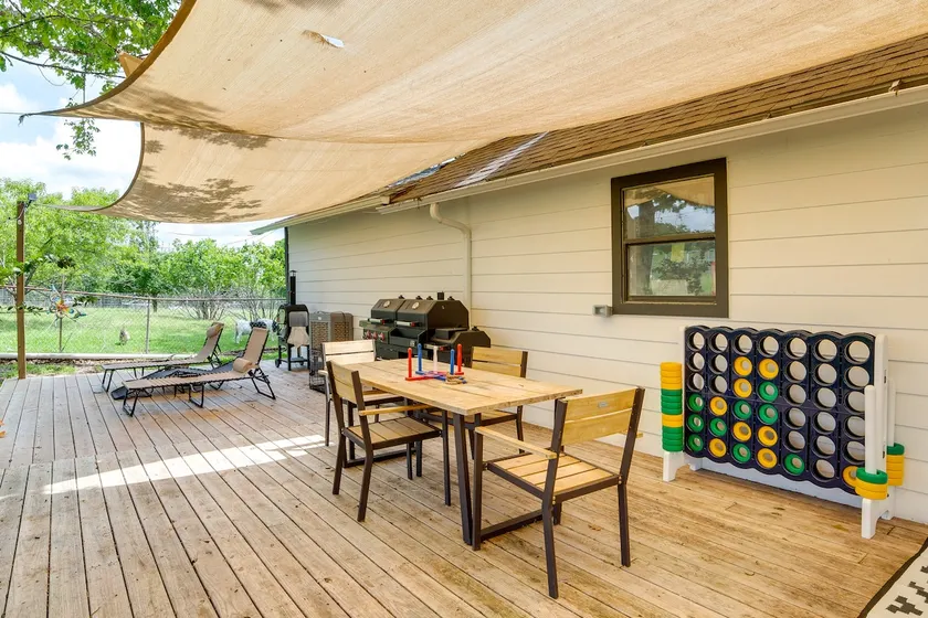Blue Ridge Retreat on 10-acre Farm: Rural Reset! - Image 1