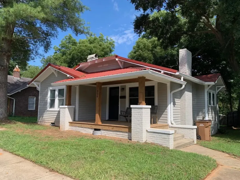 Downtown Cottage | 3BR | Cozy Stay | Walkable - Image 1