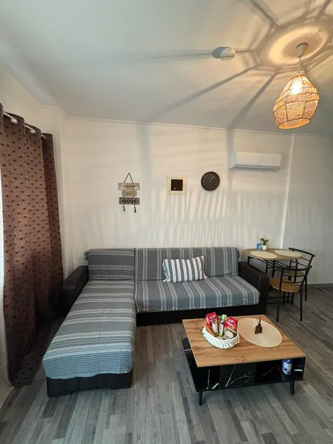 METE House Peraia - Image 1