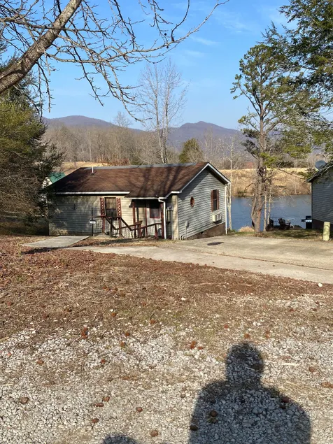 Cabin - Image 1