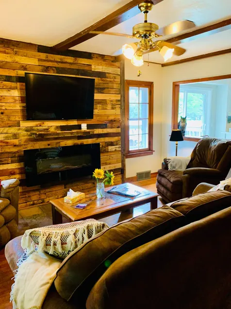 Three Lakes Home – Private Dock, Fire Pits, Games! - Image 1
