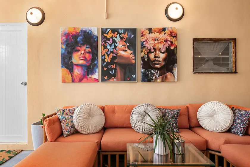Vibrant Stay Remote Work Fast WiFi AC Free Parking - Image 1