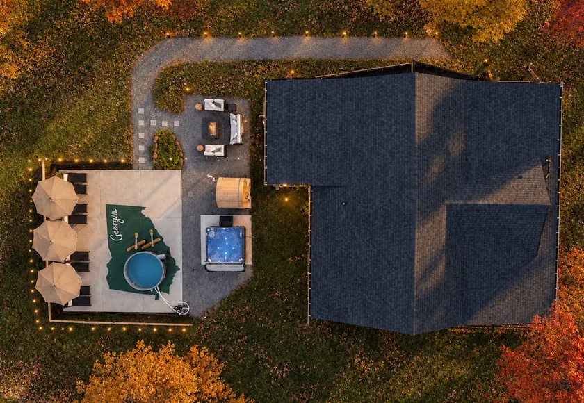 Twisted Oak: Elevated Wellness•Pool•Sauna•Hot-Tub - Image 1