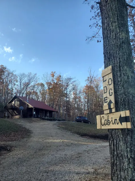 Hidden Hollow Cabin - Image 1