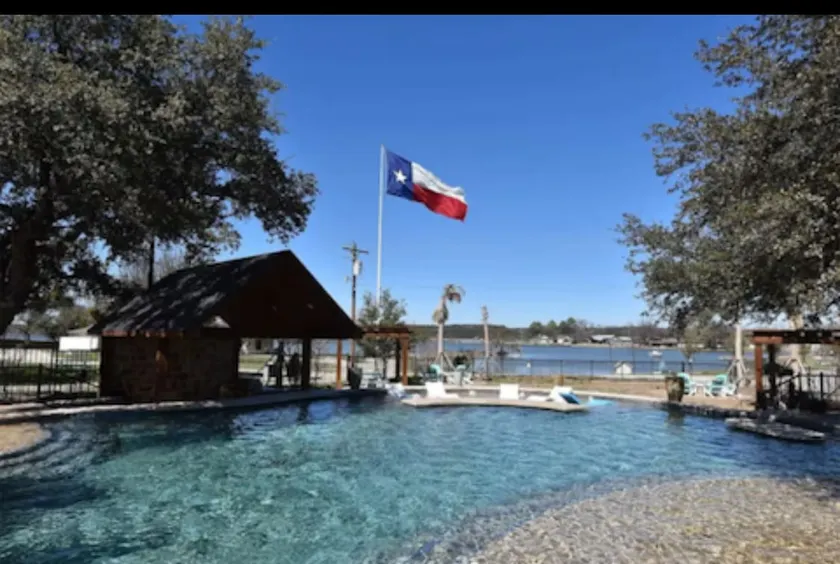PK Lakefront Paradise w/Pool. - Image 1