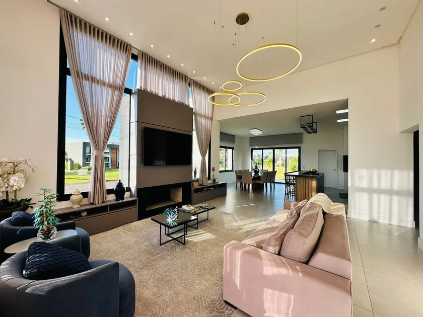 Sophistication Condominium Riviera - Image 1