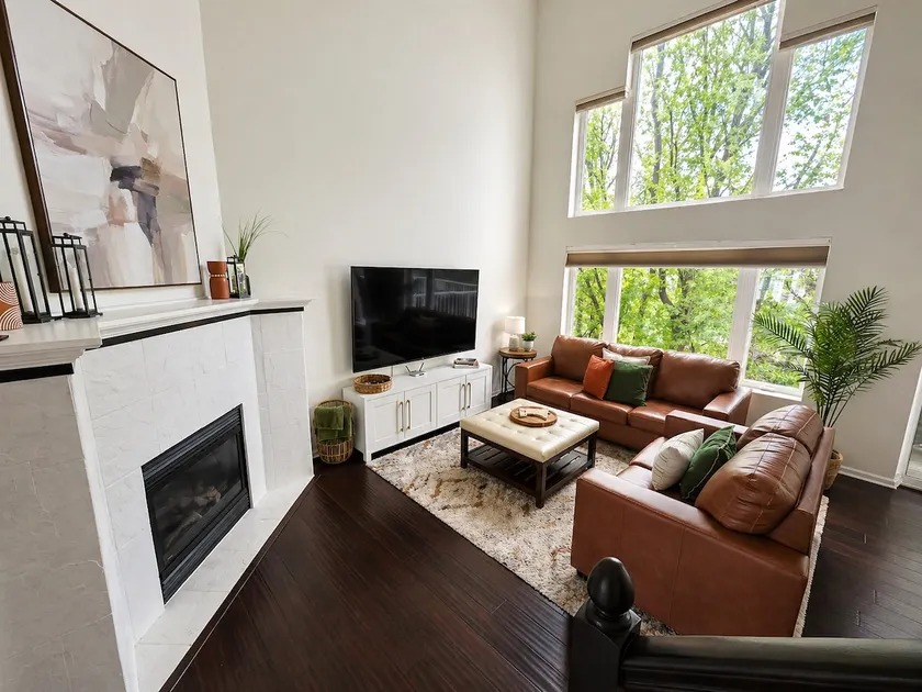 3 Level Townhome Guests Love it here Come see why! - Image 1