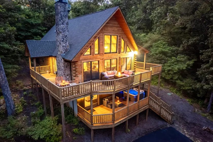 New Build! Log Cabin with Hot Tub in Wintergreen - Image 1