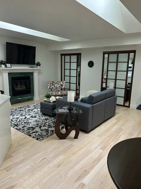 Private Suite in Ottawa, near airport - Image 1