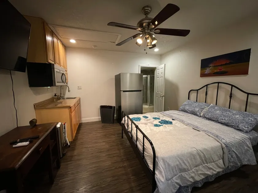 Mama's Suite - Image 1
