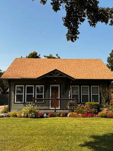 The Spruce Street Retreat! - Image 1