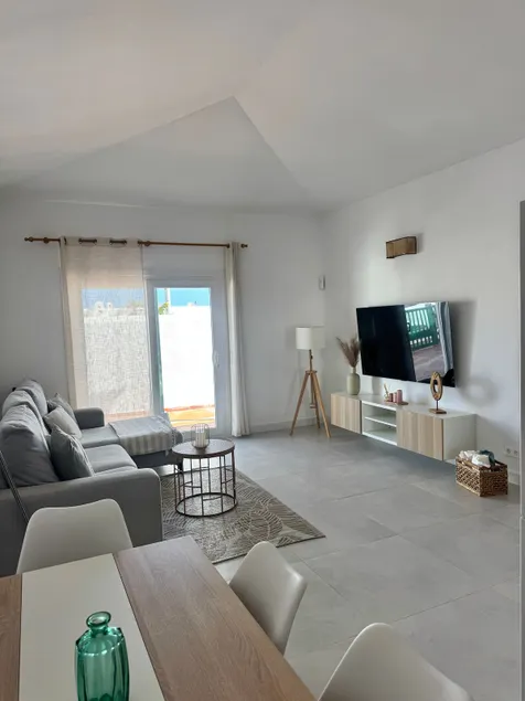 House in Abades - Image 1