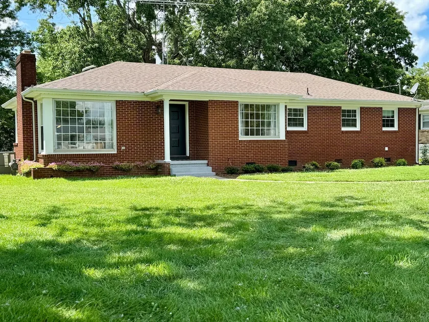 Gilbreath Cottage - Image 1