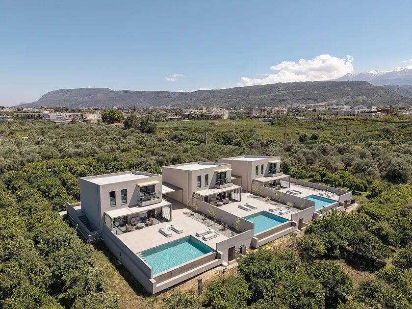 Hesperian Luxury Villas with Private Heated Pools - Image 1