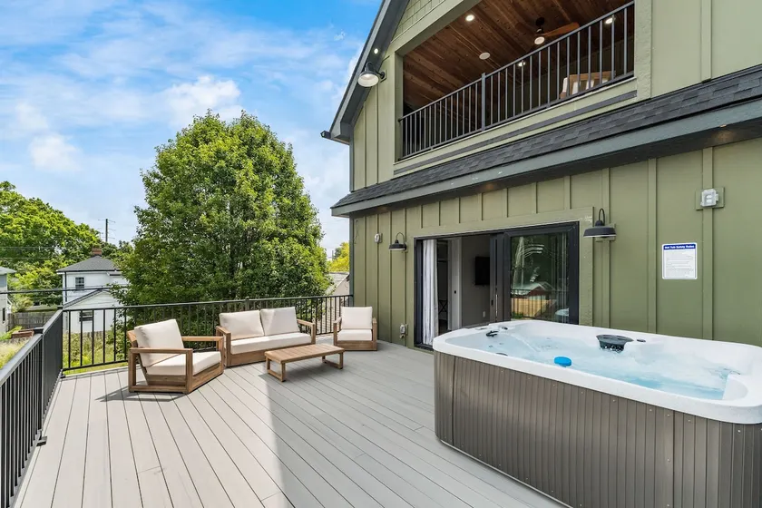 New Build Hot Tub Dtown ShortNorth - Image 1