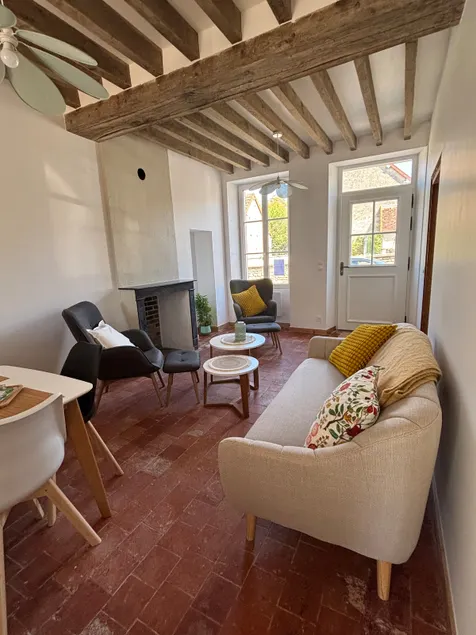 Country House - Image 1