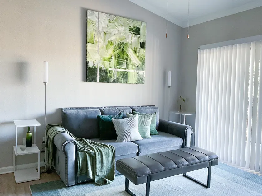 11 min to DFW Airport • 1BR Work Ready Art Gallery - Image 1