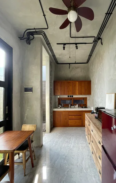 1bdr apartment with bathtub - Image 1