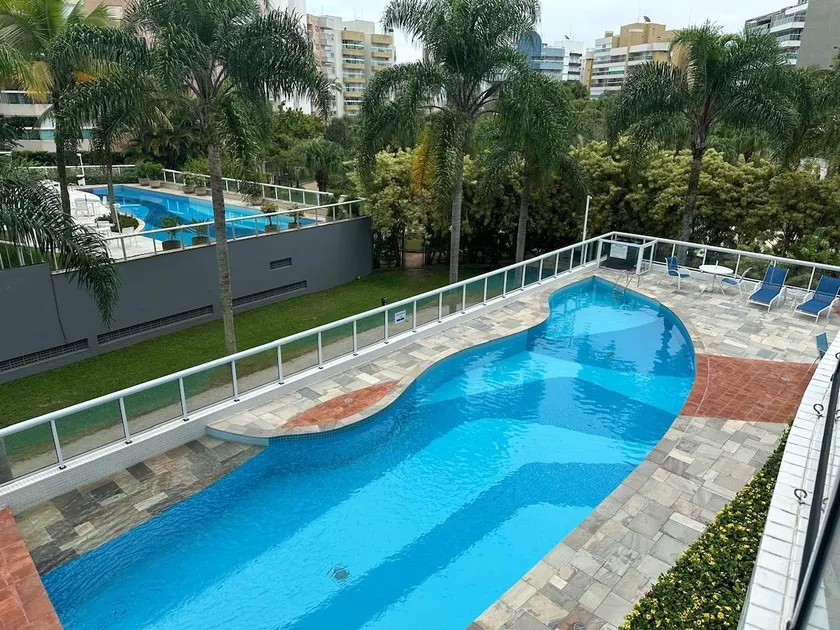 2-bedroom apartment, excellent location, 100 meters from the beach, full leisure facilities. - Image 1