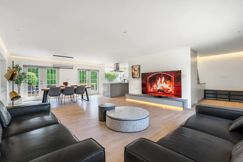 Luxury & Brand-new 3BD House - Image 1