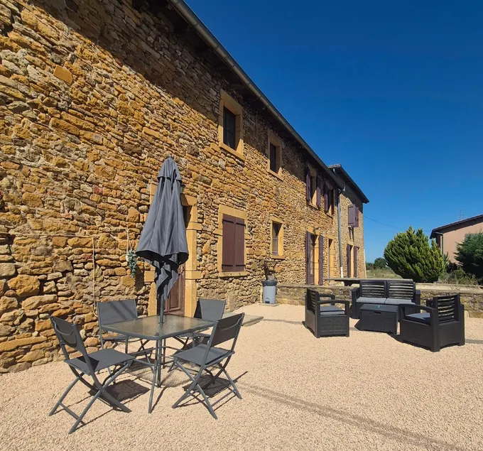 Nice cottage with a terrace - Image 1