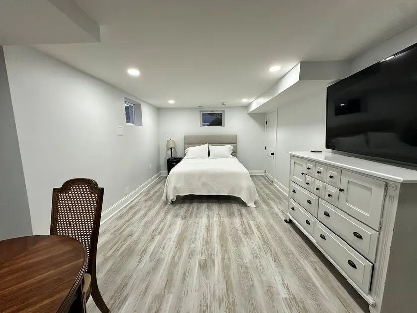 Studio | Private Bath + Kitchen | NIH/Walter Reed - Image 1