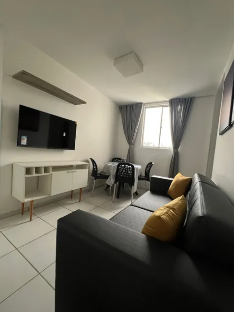 Business/leisure, 4 single beds - Image 1