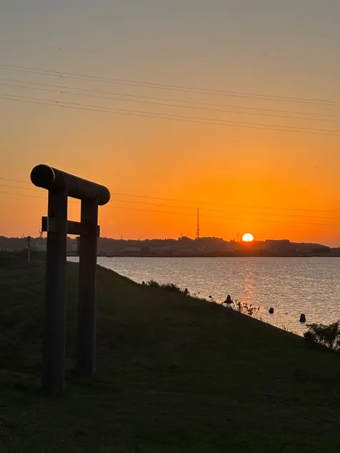 30m to Narita, Riverside Retreat by Shrine Gate - Image 1