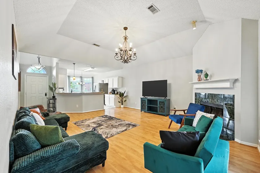 Oasis in Carrollton w/ Pool, Media Room Near Ktown - Image 1