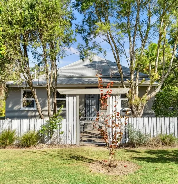 Syntax Cottage - Image 1