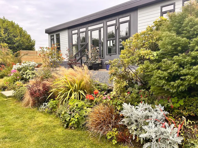 Maes Gwyn Garden Lodge in gorgeous Mid Wales - Image 1