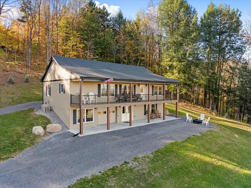 Peaceful Country Getaway w/ Hot Tub & Trails - Image 1