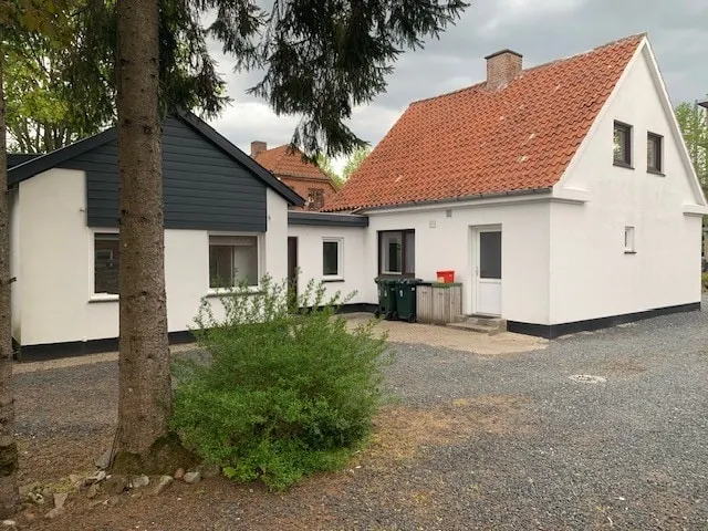 Charming townhouse in the center - Image 1