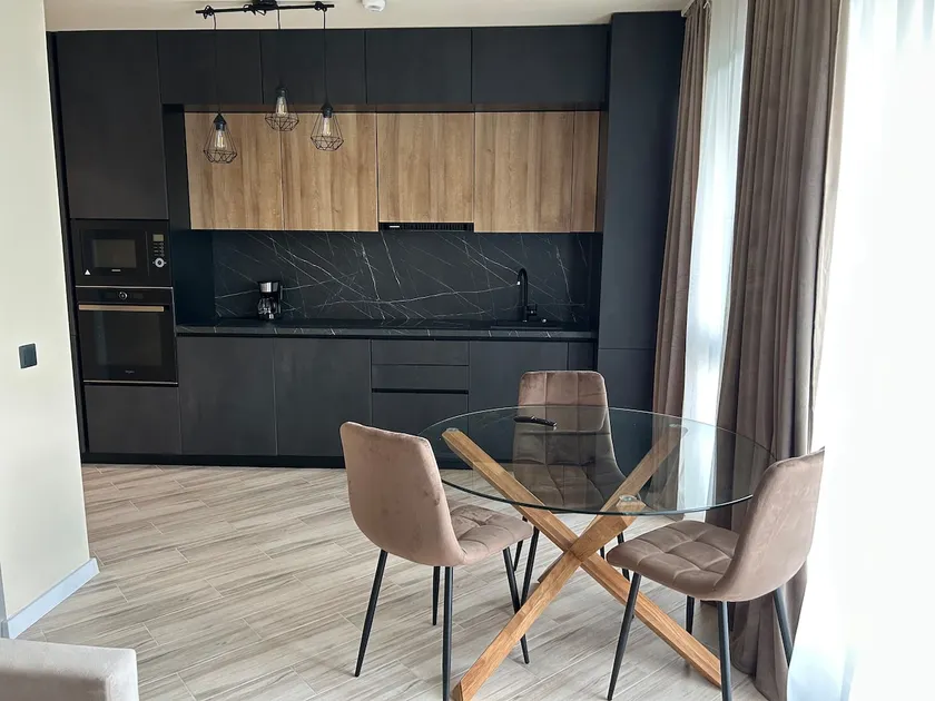 Apartment in the airport area - Image 1