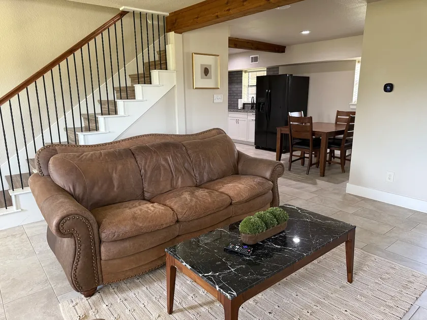 The Comfy Cowboy Hangout - Image 1