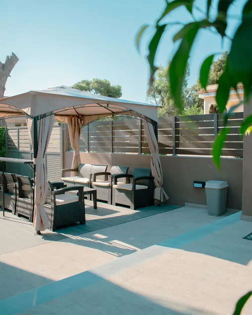 Davi Garden Level Apartment - Image 1