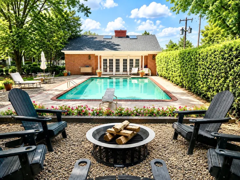 Pinecrest Cottage - Image 1
