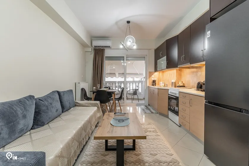 Emeralds - Premium & Modern Stay in Egaleo-Athens - Image 1