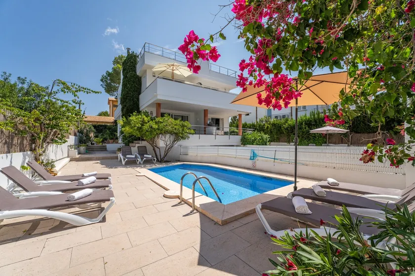 Traumhafte Villa Violeta am Meer für 8 Gäste - Image 1