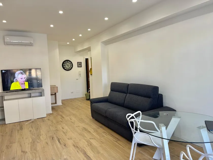 Imperatore Apartment B:few steps from the Metro B - Image 1