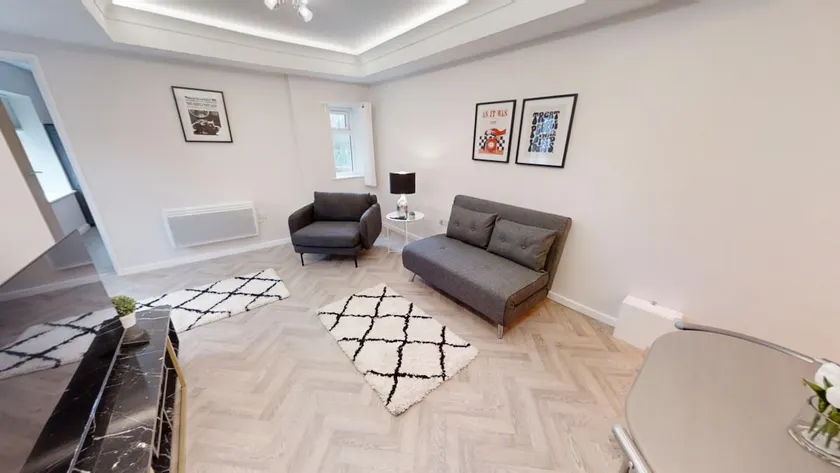 Heaton Park Apartments - Image 1