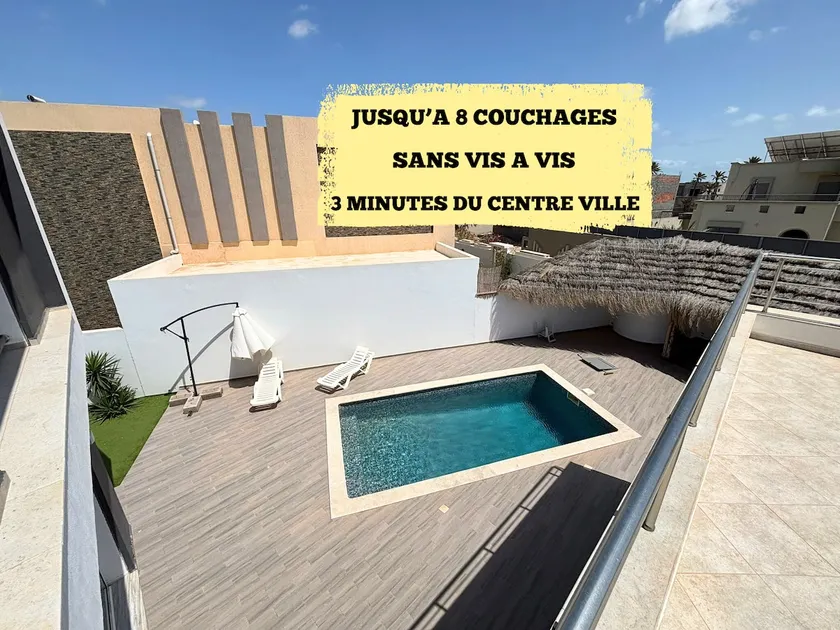 Beautiful luxury villa, no one opposite - Image 1